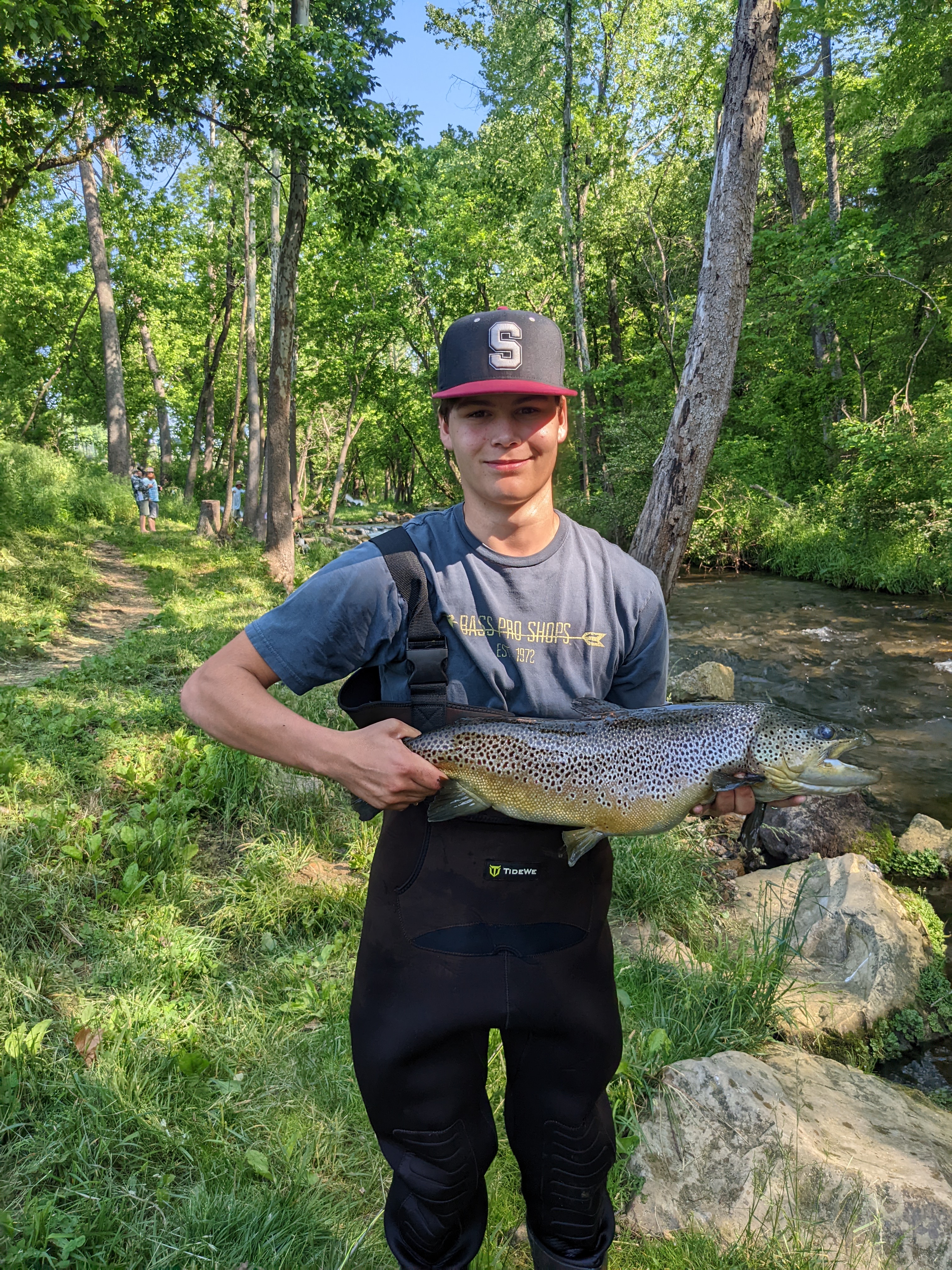 ./Fish/PXL_20220520_141730747.jpg